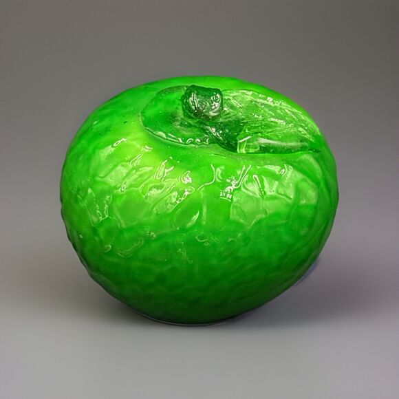 Vintage MCM Murano-Style Blown Glass Green Apple Paperweight - Decorative Item - Picture 4 of 6